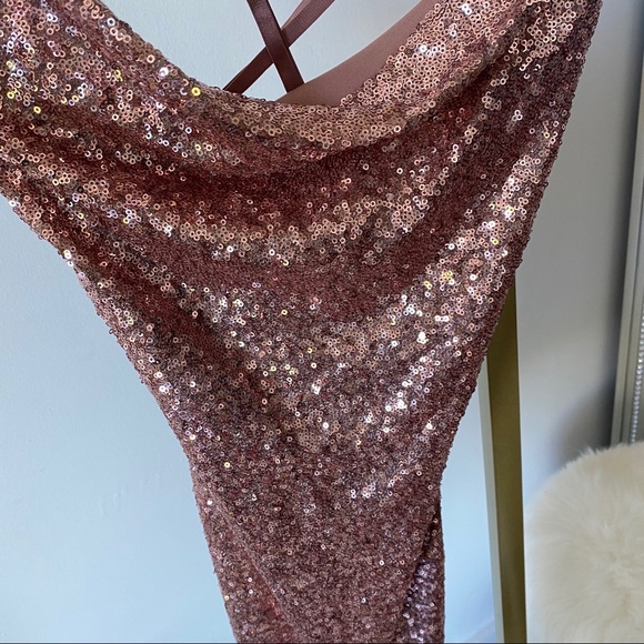 ⚡️Sample Sale⚡️Rose Gold Sequin Mini Dress - Picture 5 of 7